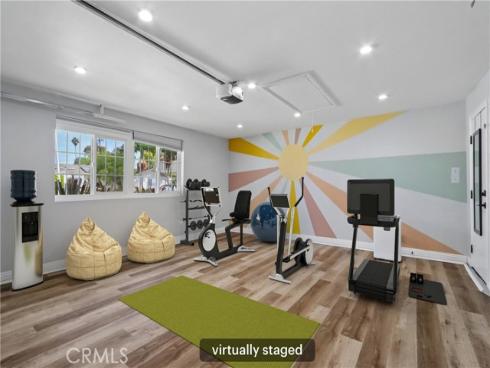 5792 Venturi Drive, Huntington Beach, CA
