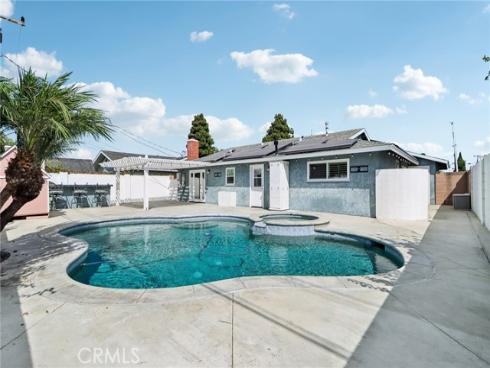 5792 Venturi Drive, Huntington Beach, CA
