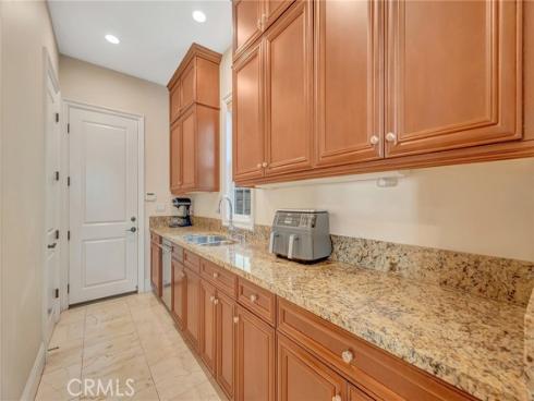 17441 Suffolk Lane, Huntington Beach, CA