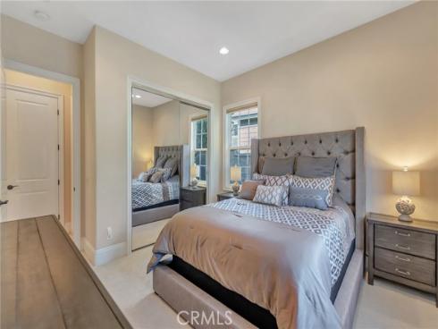 17441 Suffolk Lane, Huntington Beach, CA