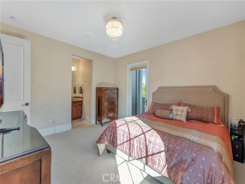 17441 Suffolk Lane, Huntington Beach, CA