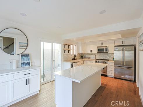 218  16th  A , Huntington Beach, CA