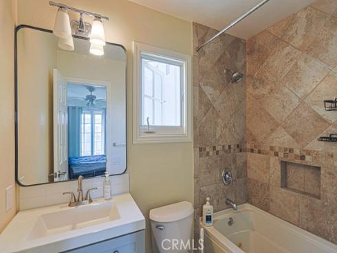 218  16th  A , Huntington Beach, CA