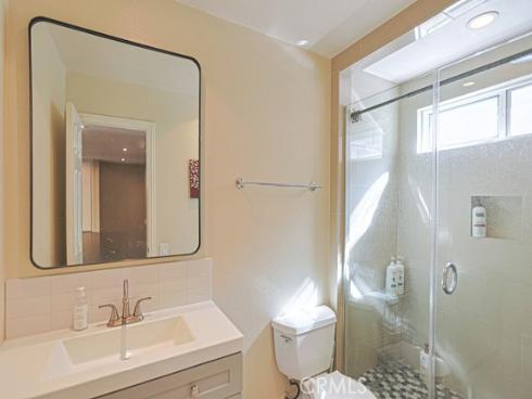218  16th  A , Huntington Beach, CA
