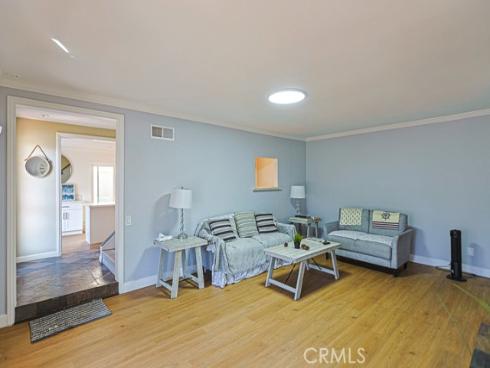 218  16th  A , Huntington Beach, CA