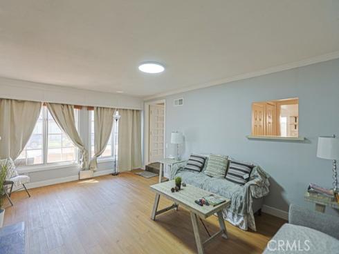 218  16th  A , Huntington Beach, CA