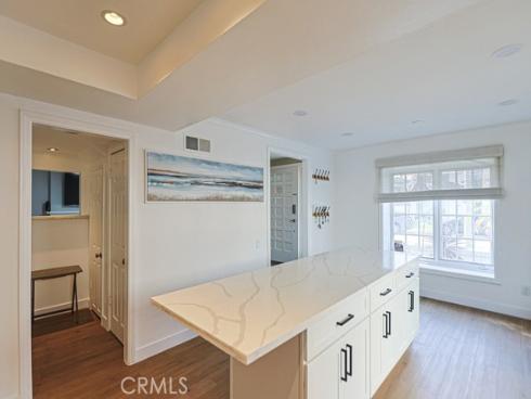 218  16th  A , Huntington Beach, CA