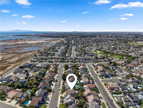 5771  Grimsby Drive  , Huntington Beach, CA