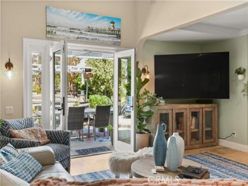 5771 Grimsby Drive , Huntington Beach, CA