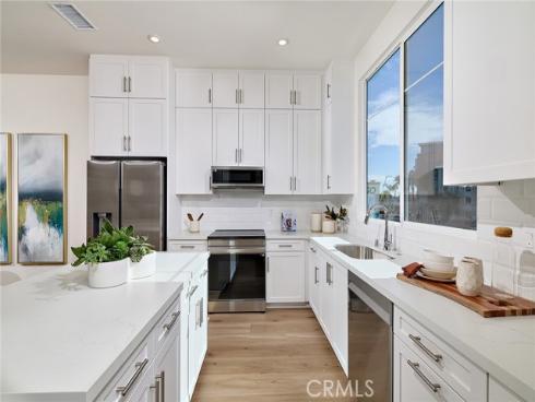 7255 Pointbreak Drive, Huntington Beach, CA