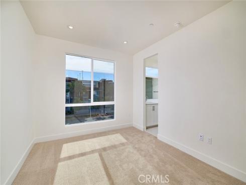 7255 Pointbreak Drive, Huntington Beach, CA