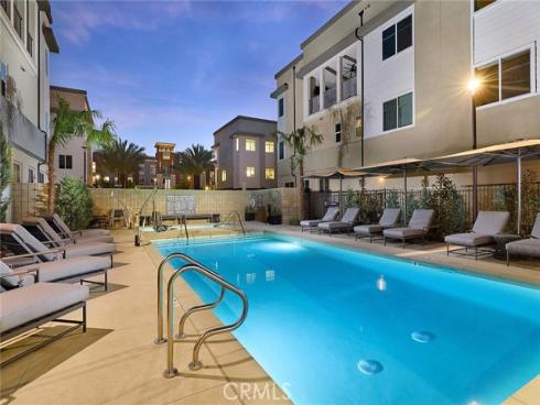 7255 Pointbreak Drive, Huntington Beach, CA