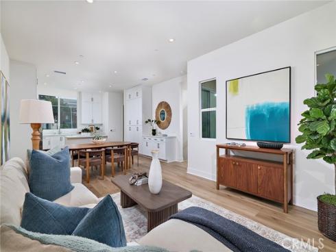 7255 Pointbreak Drive, Huntington Beach, CA