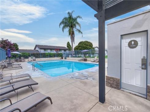4713 Arena , Huntington Beach, CA