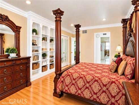 3561  Venture   Drive, Huntington Beach, CA