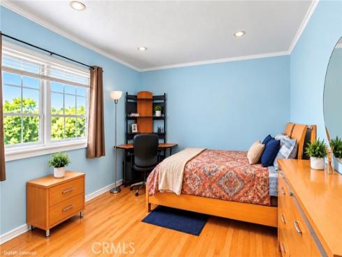 3561  Venture   Drive, Huntington Beach, CA