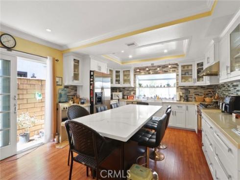 3561  Venture   Drive, Huntington Beach, CA