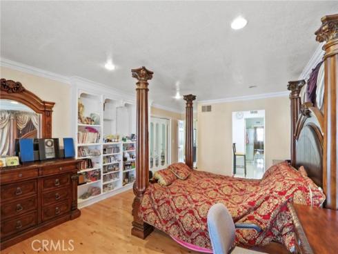 3561  Venture   Drive, Huntington Beach, CA