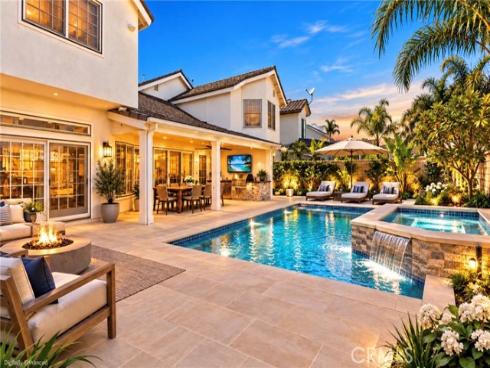 3561  Venture   Drive, Huntington Beach, CA