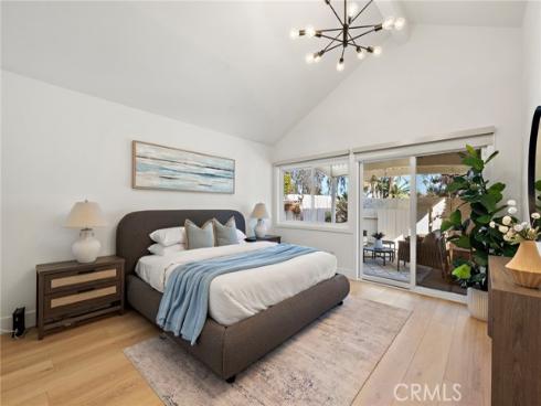 21902 Summerwind Lane, Huntington Beach, CA