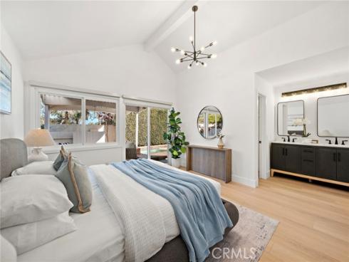 21902 Summerwind Lane, Huntington Beach, CA