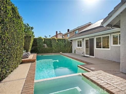 21902 Summerwind Lane, Huntington Beach, CA