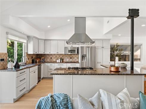 21902 Summerwind Lane, Huntington Beach, CA