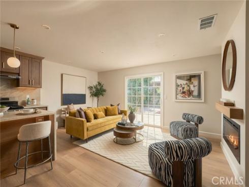 18001 Gulf , Huntington Beach, CA