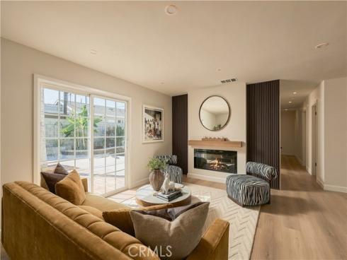 18001 Gulf , Huntington Beach, CA