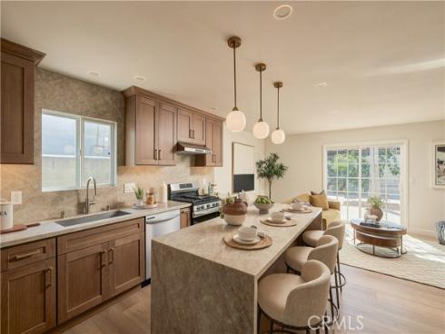 18001 Gulf , Huntington Beach, CA