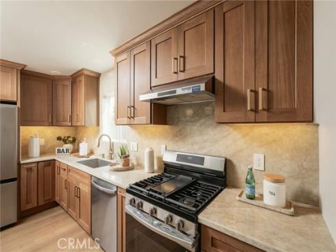 18001 Gulf , Huntington Beach, CA
