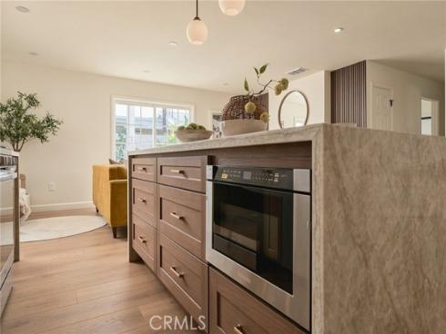 18001 Gulf , Huntington Beach, CA