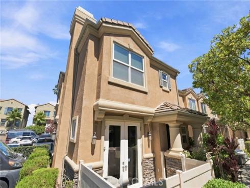 7244 Lisamarie Court, Huntington Beach, CA