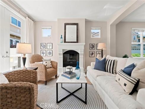 7244 Lisamarie Court, Huntington Beach, CA