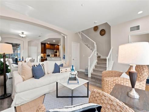 7244 Lisamarie Court, Huntington Beach, CA