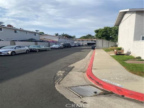 9921  Cornwall  , Huntington Beach, CA