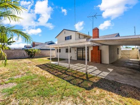 19742 Potomac Lane, Huntington Beach, CA
