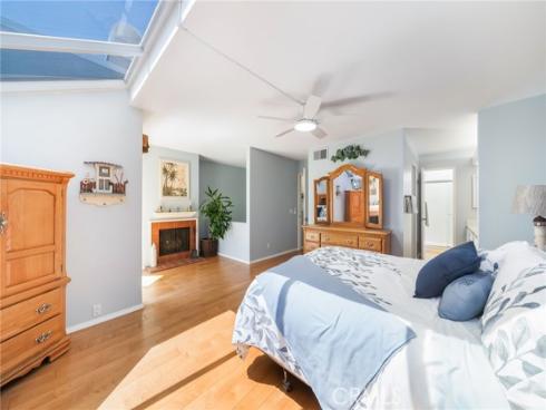 3256 Sparkler , Huntington Beach, CA