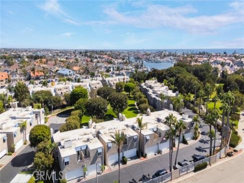 3256 Sparkler , Huntington Beach, CA
