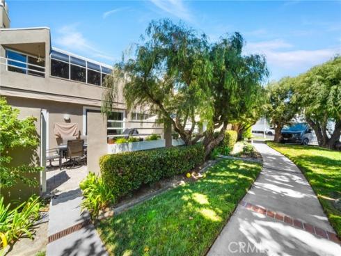 3256 Sparkler , Huntington Beach, CA