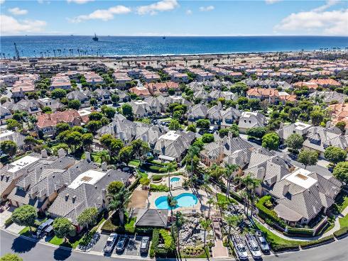 19401 Merion Circle, Huntington Beach, CA