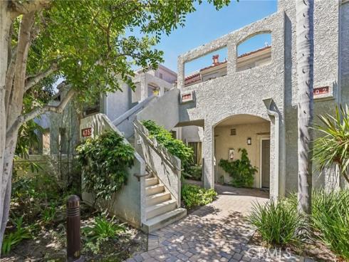 4752  Tiara  103  Drive, Huntington Beach, CA
