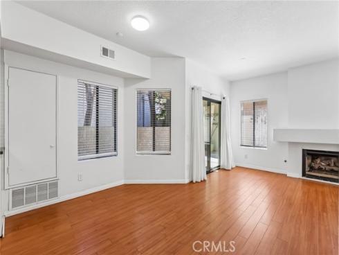 4752  Tiara  103  Drive, Huntington Beach, CA