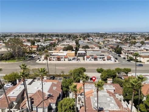4782 Tiara 203 , Huntington Beach, CA