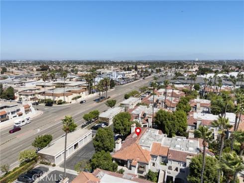 4782 Tiara 203 , Huntington Beach, CA