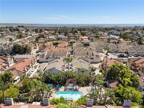 4782 Tiara 203 , Huntington Beach, CA