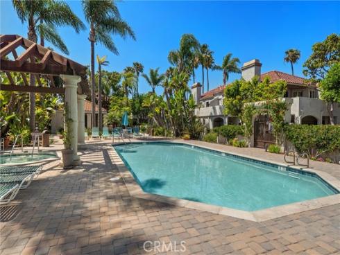 4782 Tiara 203 , Huntington Beach, CA