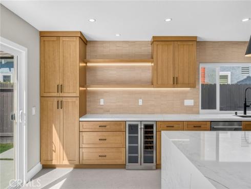 17951 Whitford Lane, Huntington Beach, CA