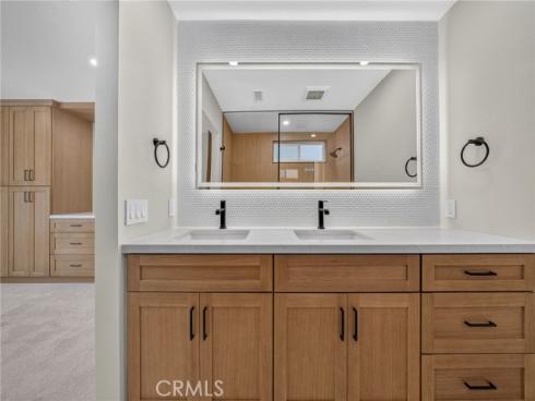 17951 Whitford Lane, Huntington Beach, CA