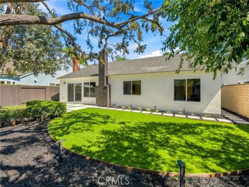17951 Whitford Lane, Huntington Beach, CA